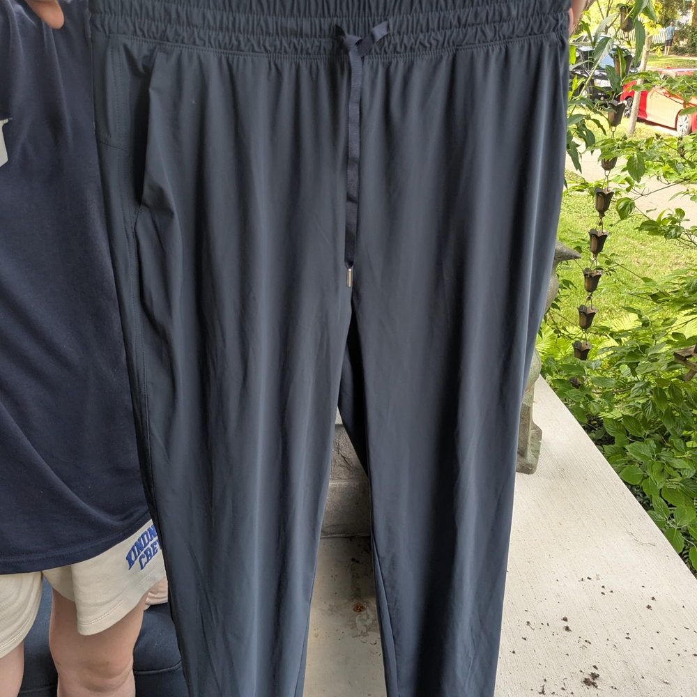 Old Navy Joggers NWT